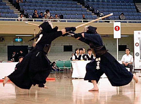 16分47秒にわたった学生大会決勝戦