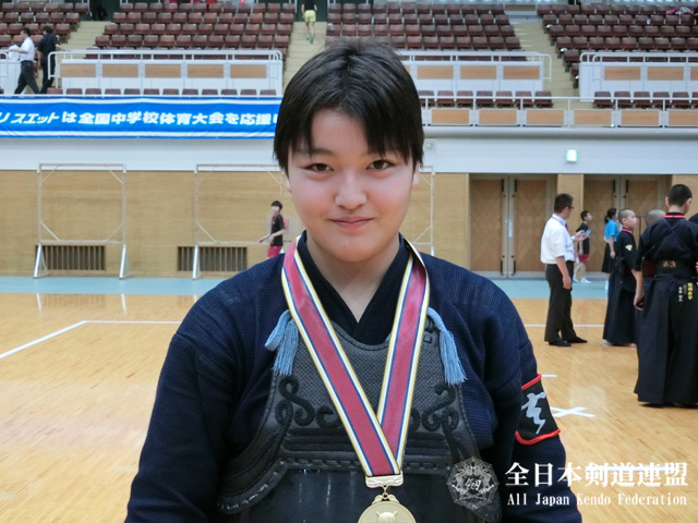 女子個人優勝：妹尾舞香（福岡市立玄洋中学校）